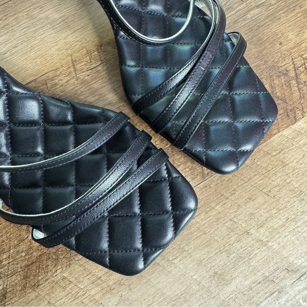 Bruno Magli Black Quilted Leather Strappy Heels Size 39.5 Square Toe NEW Chic - Picture 2 of 10